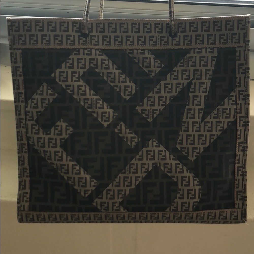 Authentic Fendi LoGo print tote , Very Rare